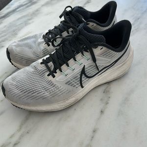 Nike Air Pegasus Men’s Running Shoes